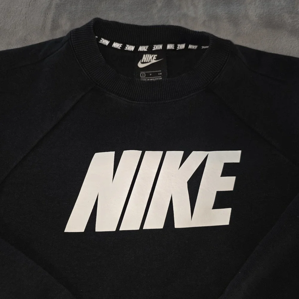 Nike Sportswear Optic Crewneck Top Womens Small Black NIKE Spell Out & Arm‎ Trim